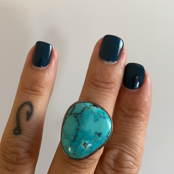 Vintage sterling silver and turquoise stone ring - Picture 8 of 11